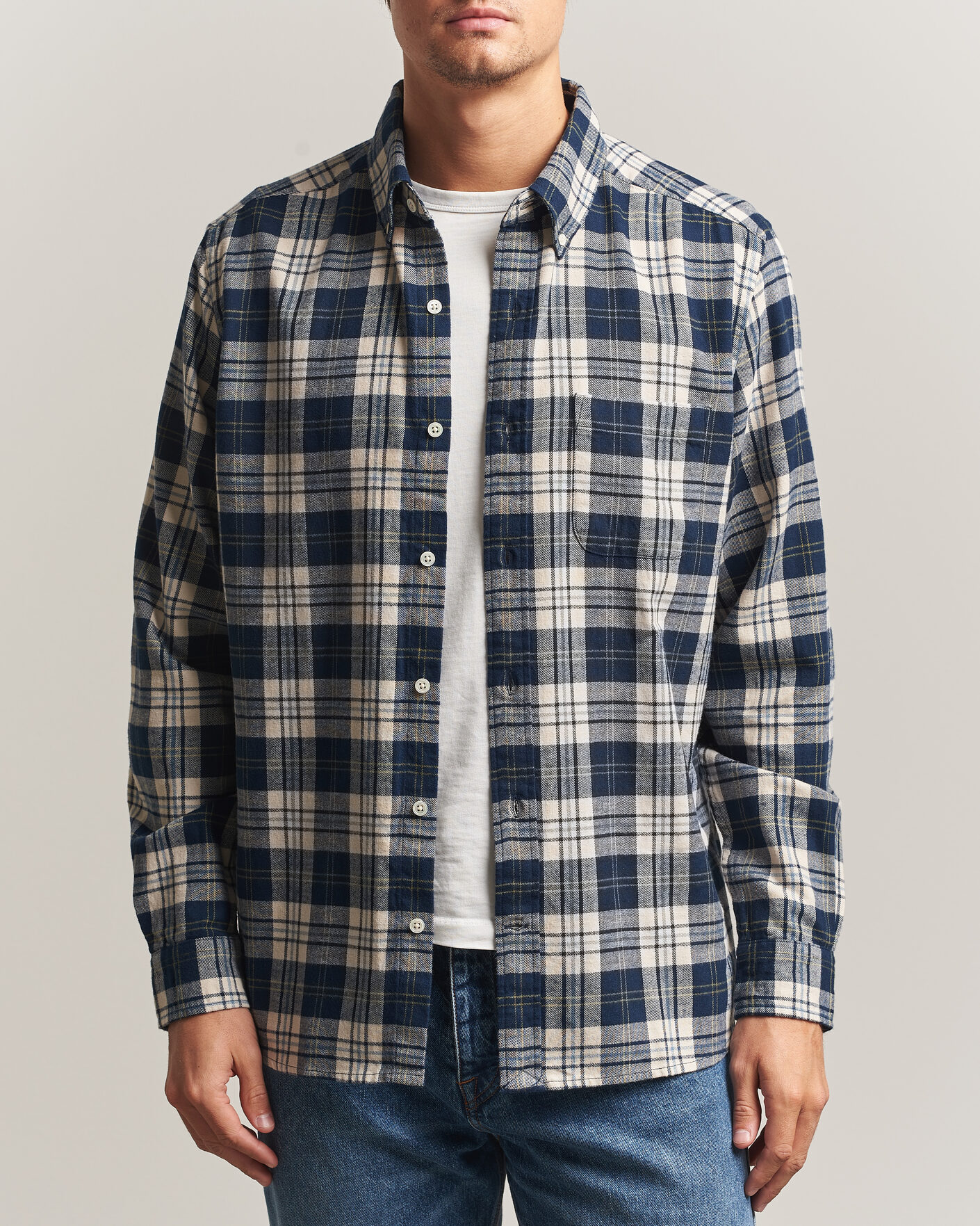 Herren | Hemden | A Day's March | Classic Checked Flannel Shirt Navy/White