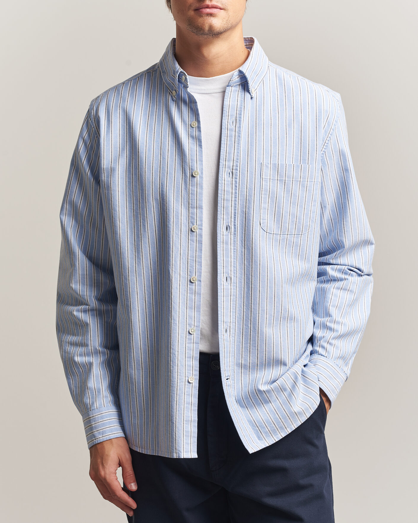 Herren | Hemden | A Day's March | Classic Flag Striped Oxford Shirt White/Blue/Black