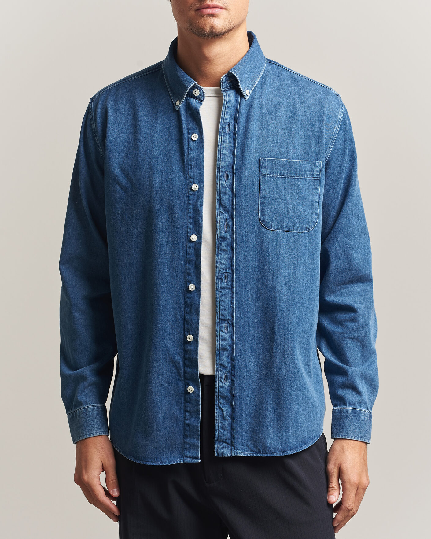 Herren | Hemden | A Day's March | Original Button Down Denim Shirt Mid Blue