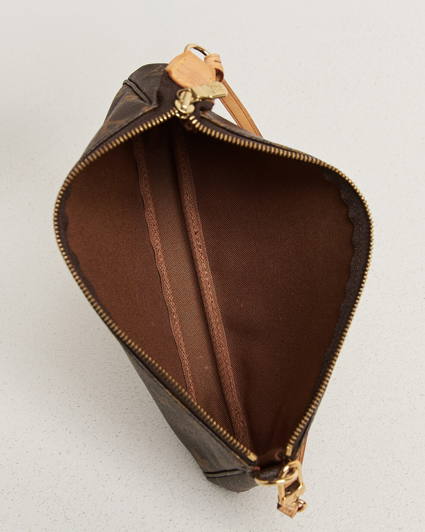 Herren | Pre-Owned & Vintage Bags | Louis Vuitton Pre-Owned | Pochette Accessoires Monogram