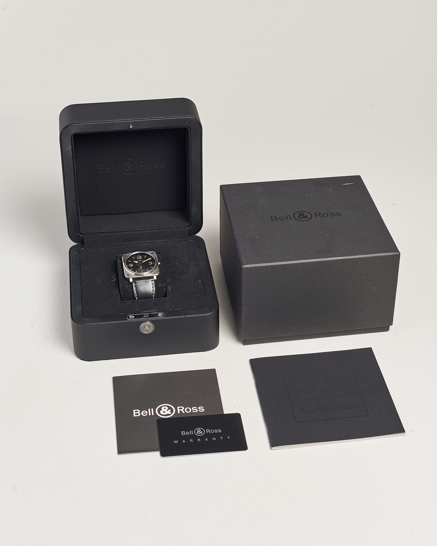 Herren | Pre-Owned & Vintage Watches | Bell & Ross Pre-Owned | BRS-64