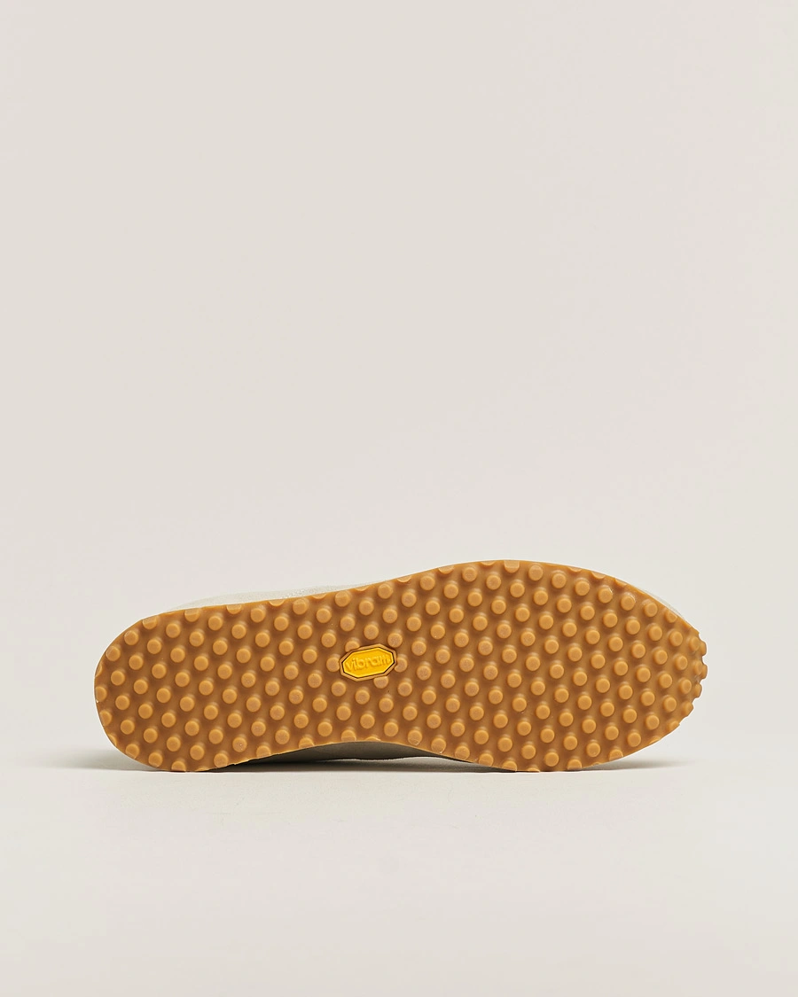 Herren | C.QP Stride Suede Running Sneaker Ghost | Pre-owned | C.QP Stride Suede Running Sneaker Ghost