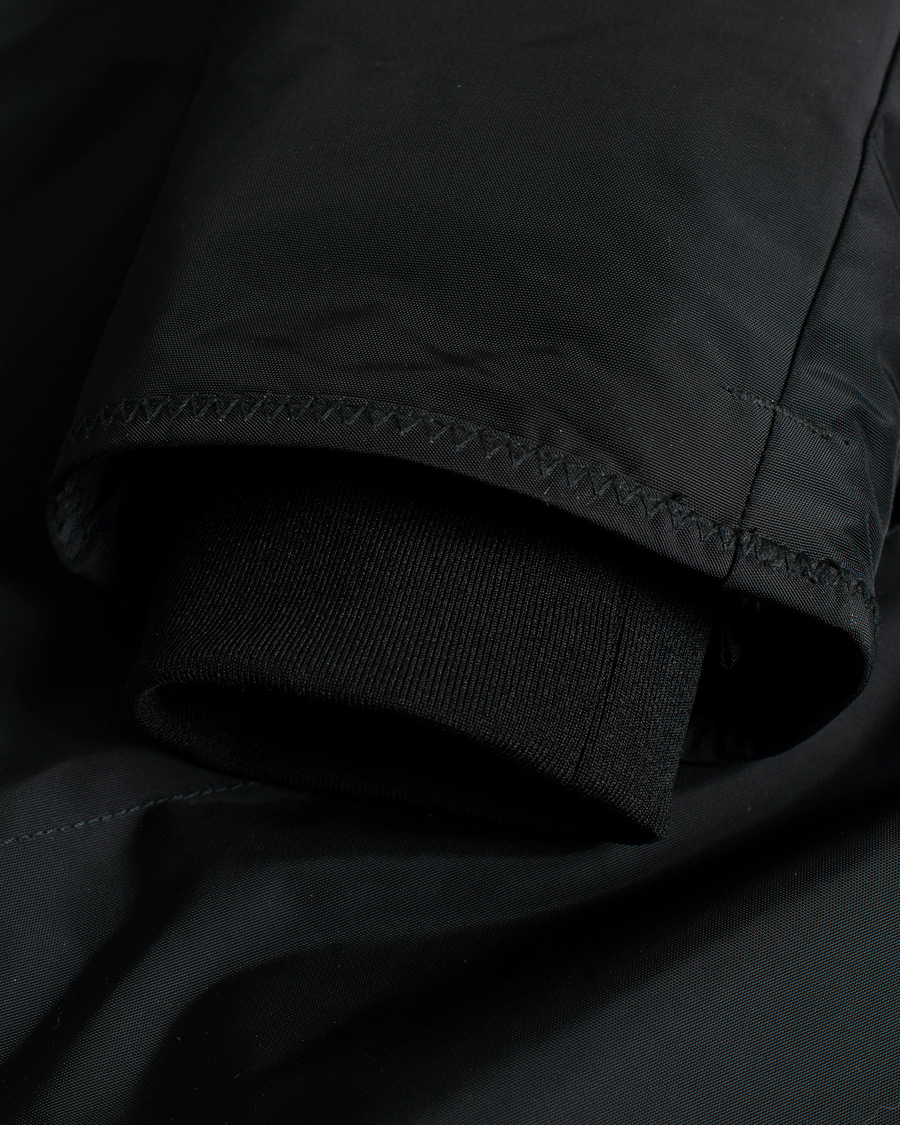 Herren | Parajumpers Right Hand Masterpiece Parka Black | Pre-owned | Parajumpers Right Hand Masterpiece Parka Black