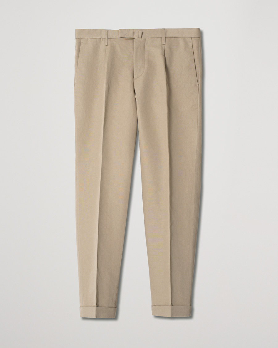 Herren | Briglia 1949 Easy Fit Pleated Linen/Cotton Trousers Beige | Pre-owned | Briglia 1949 Easy Fit Pleated Linen/Cotton Trousers Beige