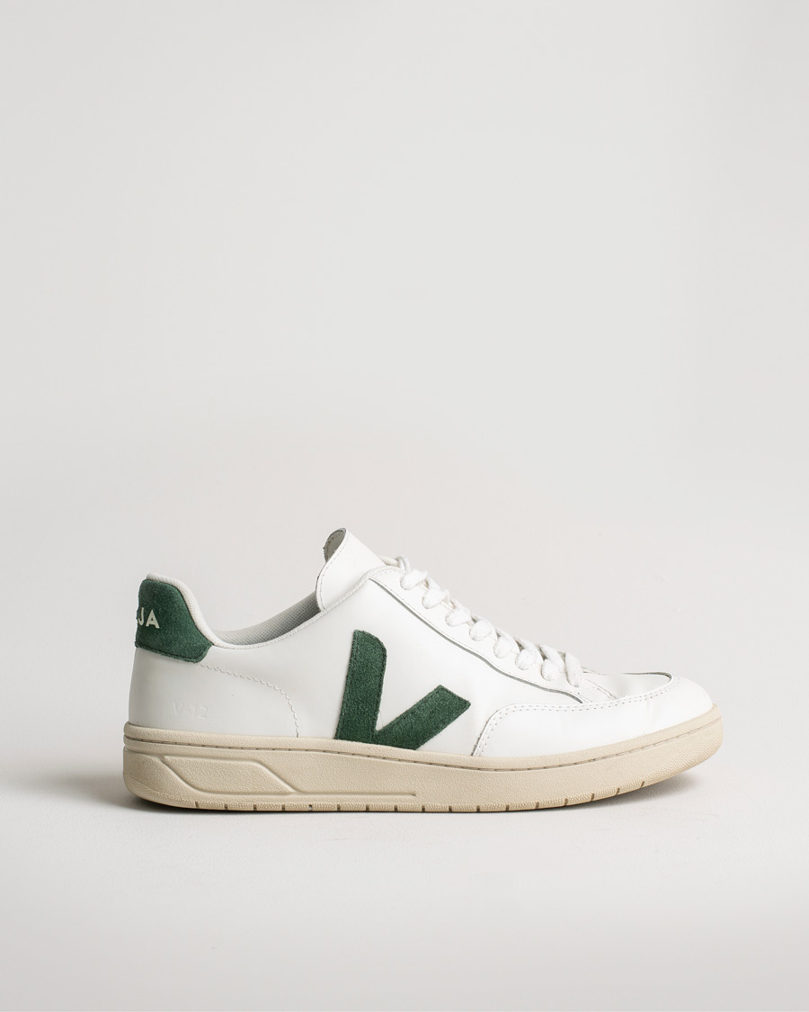 Herren | Veja V-12 Leather Sneaker Extra White/Cypres | Pre-owned | Veja V-12 Leather Sneaker Extra White/Cypres