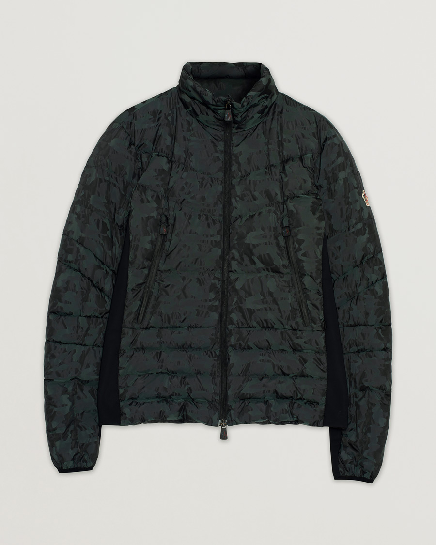 Herren | Moncler Grenoble Camo Down Jacket Black 1 - S | Pre-owned | Moncler Grenoble Camo Down Jacket Black 1 - S
