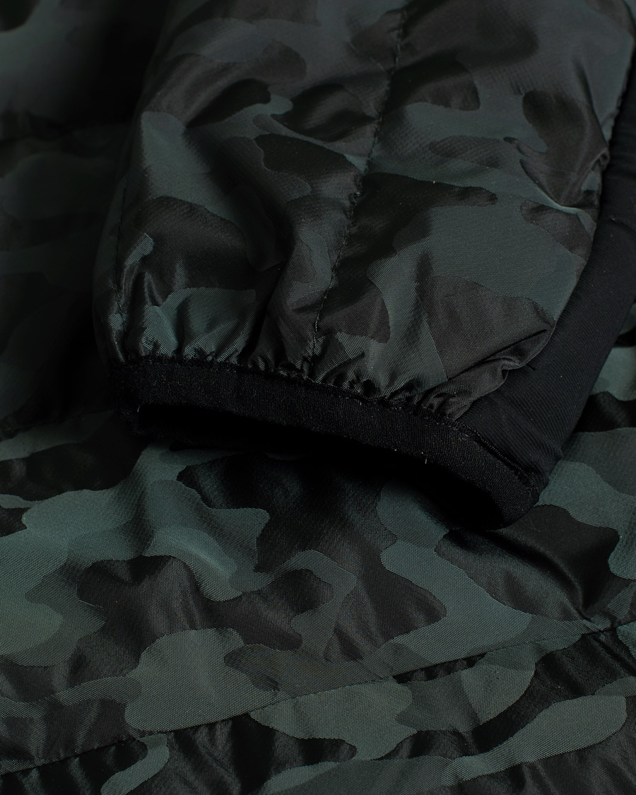 Herren | Moncler Grenoble Camo Down Jacket Black 1 - S | Pre-owned | Moncler Grenoble Camo Down Jacket Black 1 - S