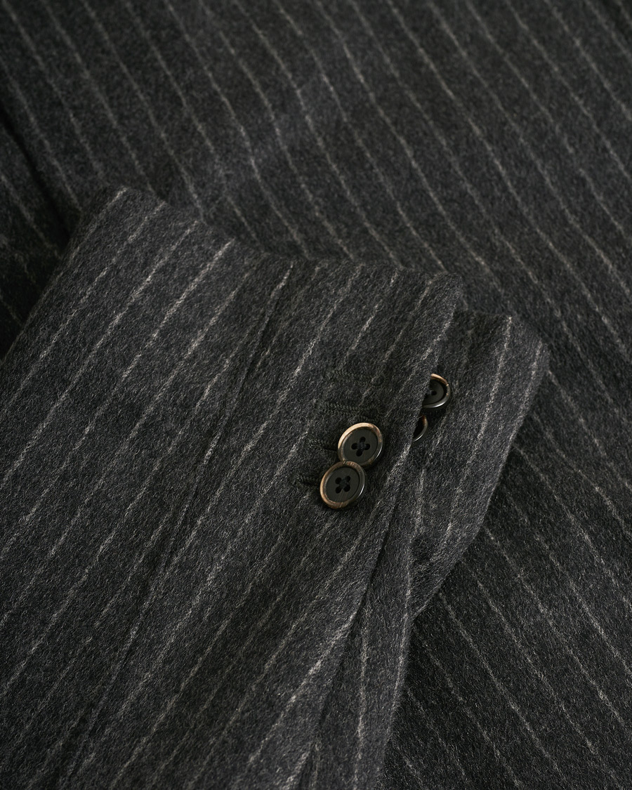 Herren | Corneliani ID Wool Zip Coat Charcoal Pinstripe 50 | Pre-owned | Corneliani ID Wool Zip Coat Charcoal Pinstripe 50
