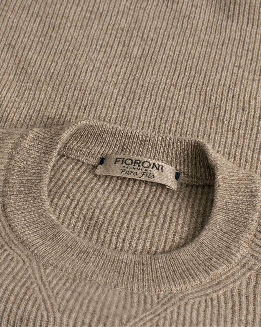 Herren | Fioroni Puro Filo Cashmere Rib Crewneck Beige 48 | Pre-owned | Fioroni Puro Filo Cashmere Rib Crewneck Beige 48