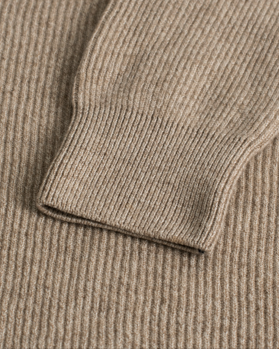 Herren | Fioroni Puro Filo Cashmere Rib Crewneck Beige 48 | Pre-owned | Fioroni Puro Filo Cashmere Rib Crewneck Beige 48