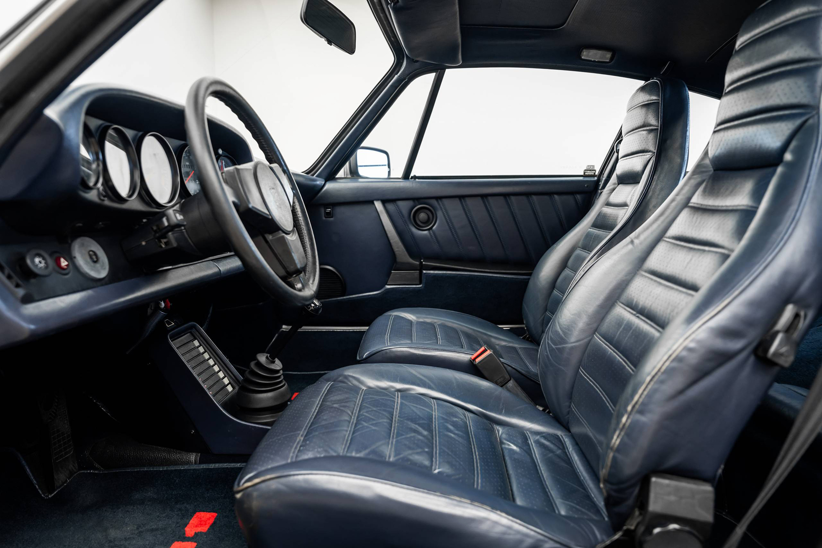 Herren | | Pre-Owned & Vintage Cars | Porsche 911 SC ***SOLD***