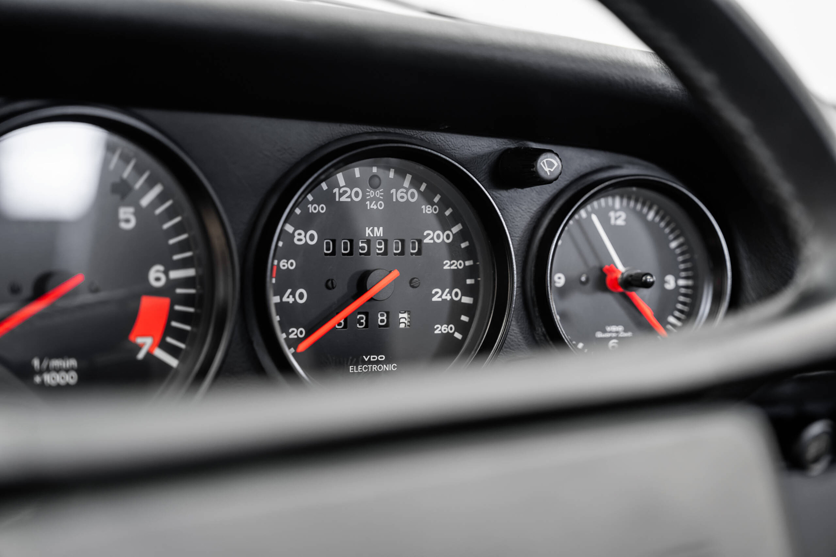 Herren | | Pre-Owned & Vintage Cars | Porsche 911 Carrera WTL Cab