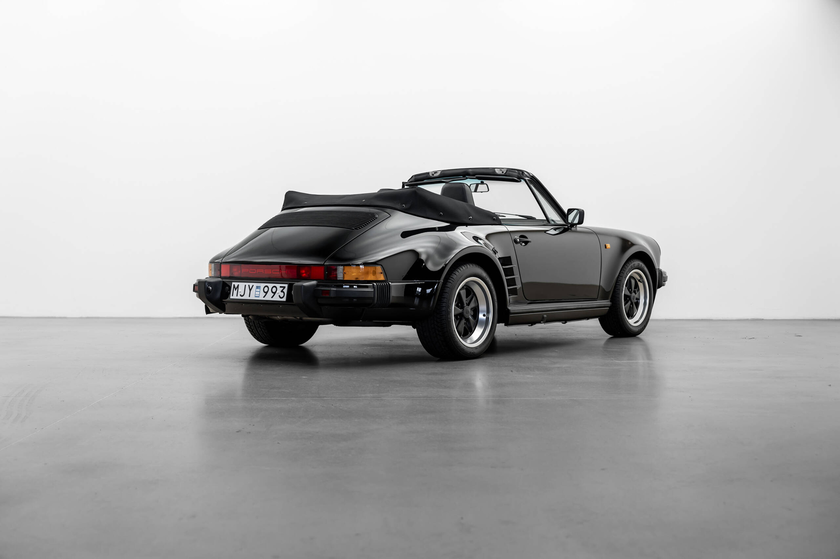 Herren | | Pre-Owned & Vintage Cars | Porsche 911 Carrera WTL Cab ***SOLD***