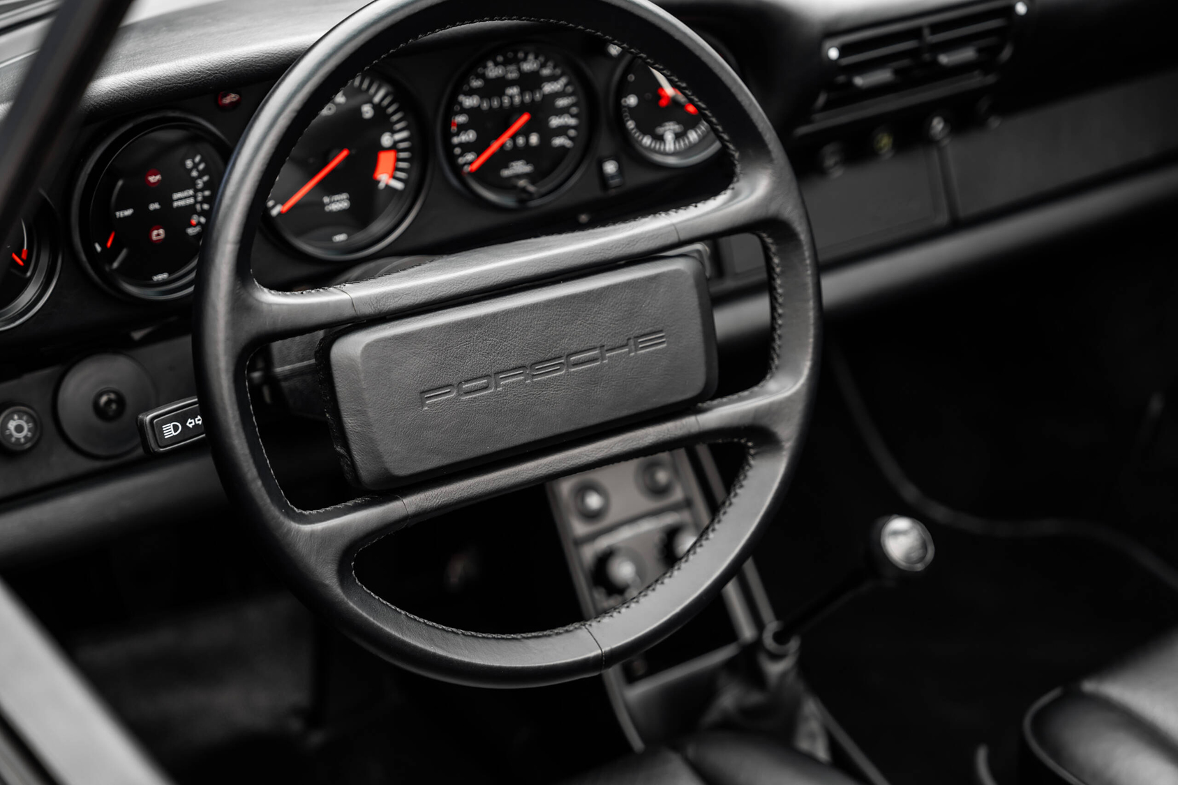 Herren | | Pre-Owned & Vintage Cars | Porsche 911 Carrera WTL Cab