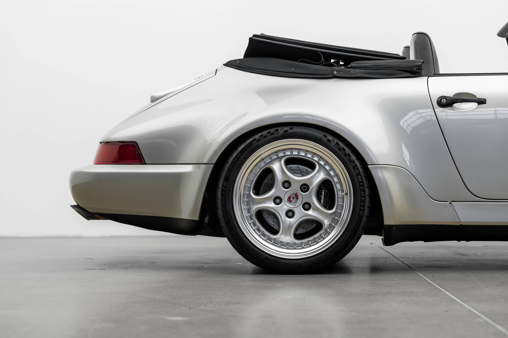 Herren | | Pre-Owned & Vintage Cars | Porsche 911 Carrera WTL Cab