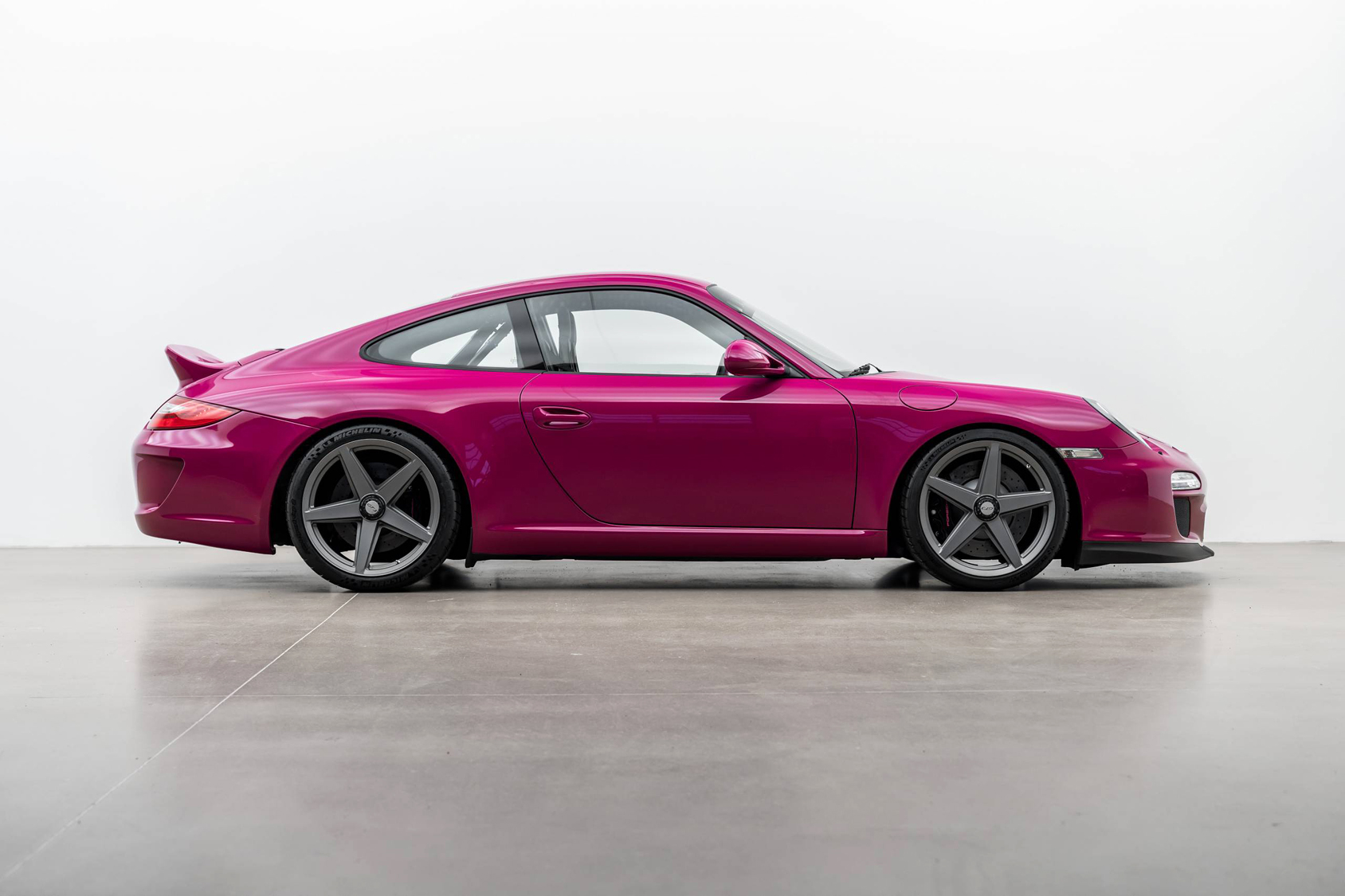 Herren | | Pre-Owned & Vintage Cars | Sport Classic - Modified Porsche 911 GT3