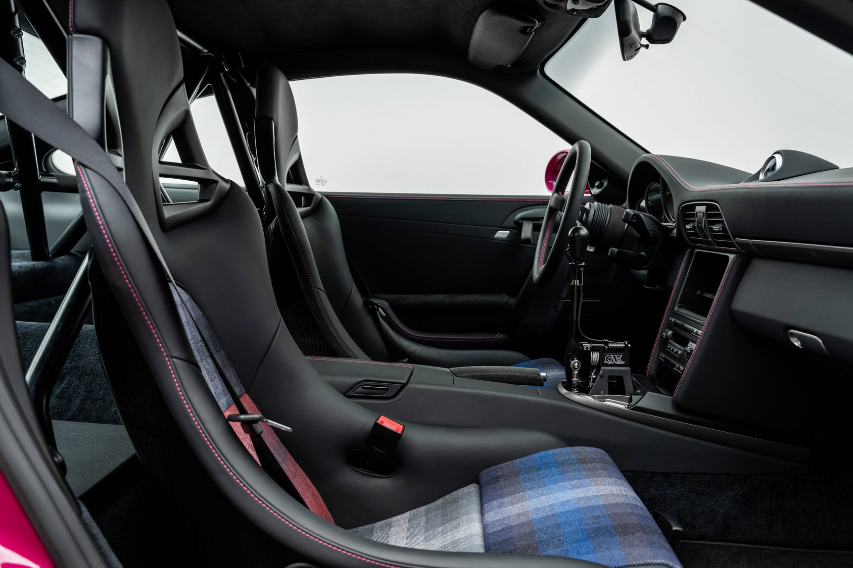 Herren | | Pre-Owned & Vintage Cars | Sport Classic - Modified Porsche 911 GT3